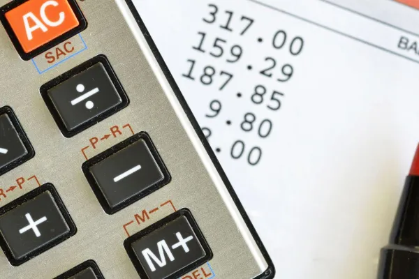 payroll_deduction-534268729-5a99f31bfa6bcc0037a08ca2.jpg