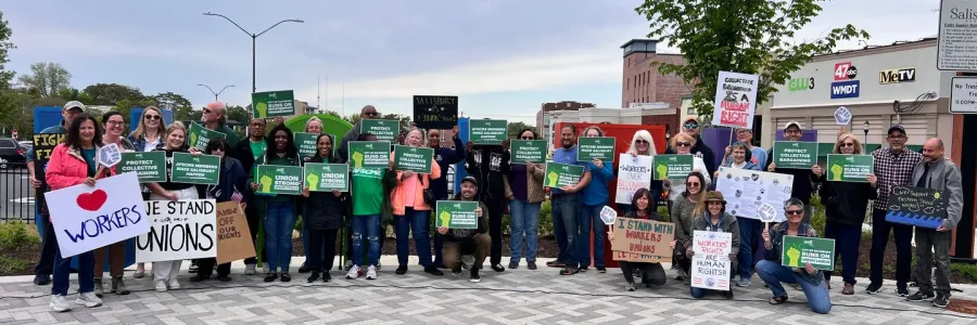Group photo of Salisbury union members 