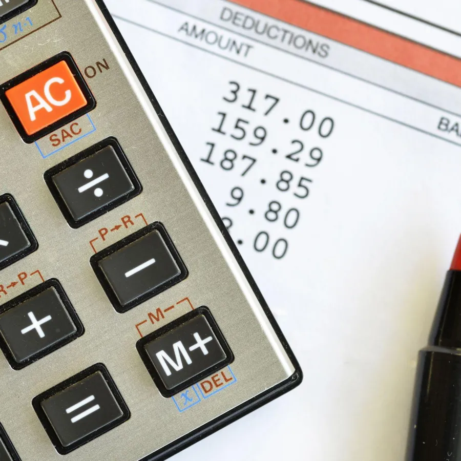 payroll_deduction-534268729-5a99f31bfa6bcc0037a08ca2.jpg
